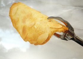 طريقة عمل بسكويت اللوز الفرنسي