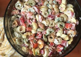 طريقة عمل سلطة المكرونة الملونة بالمايونيز والزيتون