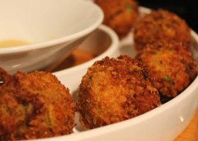 طريقة عمل كرات البروكلي المقلية