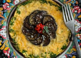 طريقة عمل عجة الباذنجان بالفرن