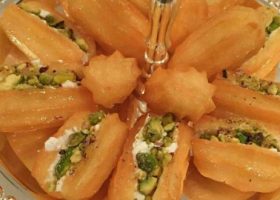 طريقة عمل بلح الشام المحشي بالقشطه