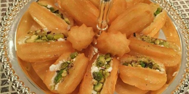 طريقة عمل بلح الشام المحشي بالقشطه