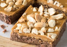 طريقة عمل حلى سنكرس بالفول السوداني