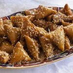 طريقة عمل بريوات باللوز والعسل