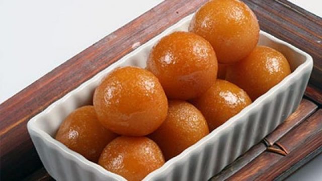 طريقة عمل لقيمات بالزبادي