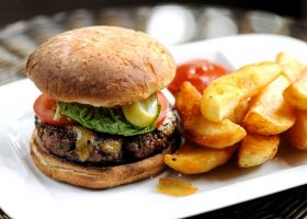 طريقة عمل همبرجر ماكدونالدز