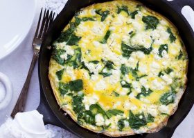 طريقة عمل فريتاتا السباجيتي مع السبانخ