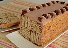 طريقة عمل كيك بالبسكويت بالشكولاتة