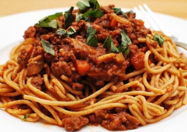 طريقة عمل السباغيتي بالدجاج
