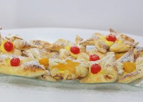 طريقة عمل طريقة بف باستري بالمربى