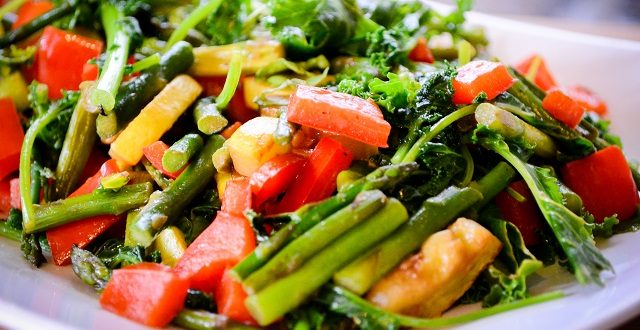 طريقة عمل الخضار السوتية