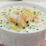 طريقة عمل شوربة الروبيان بالكريمة البيضاء