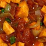 طريقة عمل يخنة الكوسا بالبندورة