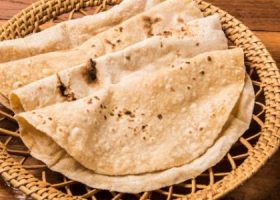 طريقة عمل الخبز الهندي