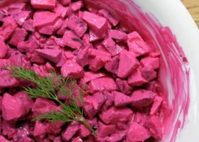 طريقة عمل سلطة البنجر بالمايونيز