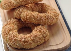 طريقة عمل خبز السميت التركي