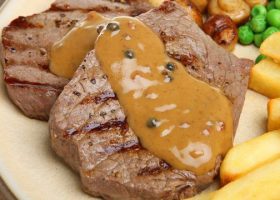 طريقة عمل صوص الستيك