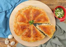 طريقة عمل صينية الجلاش بالدجاج