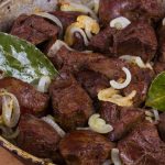 طريقة عمل كبدة الدجاج بالبصل