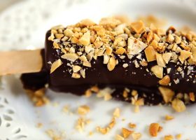 طريقة عمل الموز بالشكولاتة