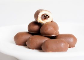 طريقة عمل معمول بالشكولاتة