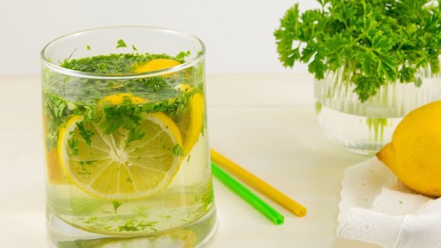 طريقة عمل شراب البقدونس