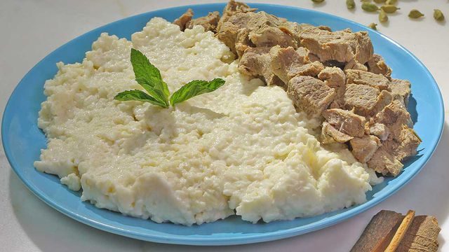 طريقة عمل سليق باللحم