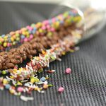 طريقة عمل بسكوت اعواد الشكولاتة