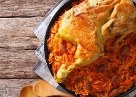 طريقة عمل كبسة دجاج حمراء