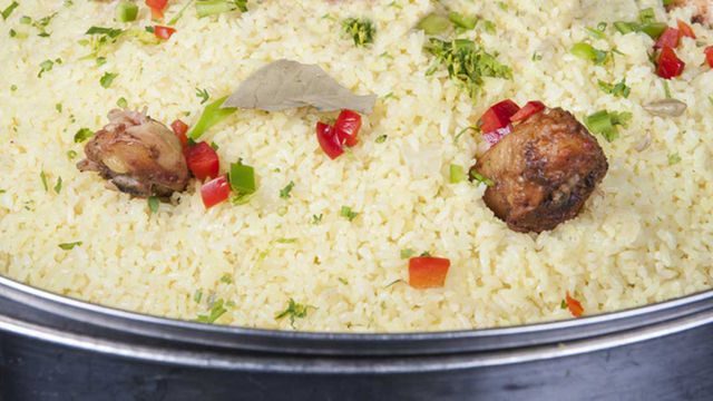 طريقة عمل كبسة لحم بيضاء