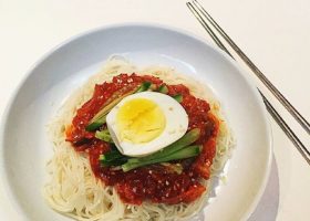 طريقة عمل النودلز الكوري