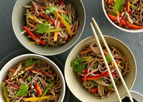 طريقة عمل المكرونة الصينية النودلز