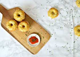 طريقة عمل الدونات المالح بالجبن