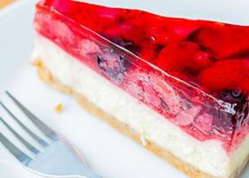 طريقة عمل حلى الجلي بالبسكويت والدريم ويب