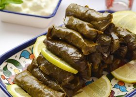 طريقة عمل ورق عنب باللحمة