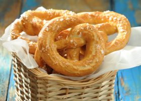 طريقة عمل بريتزل