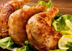 طريقة عمل افخاذ الدجاج بالفرن