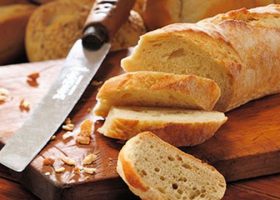 طريقة عمل الخبز الفرنسي