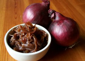 طريقة عمل شتني بصل