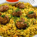طريقة عمل كبسة أرز بكرات اللحم