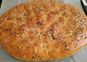 طريقة عمل خبز البيدا التركي