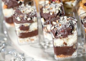 طريقة عمل كاسات البسكويت بالشكولاتة