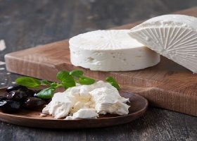طريقة عمل الجبنة البيضاء بالمنزل