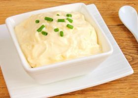 طريقة عمل صلصة الثوم