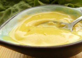 طريقة عمل صلصة الخردل بالعسل