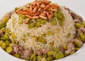 طريقة عمل مقلوبة فول