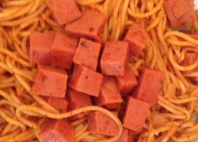 طريقة عمل مكرونة بالمرتديلا