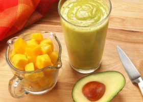 طريقة عمل عصير الافوكادو والمانجو