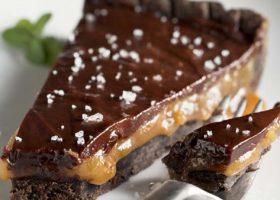 طريقة عمل تارت الكراميل والشكولاتة