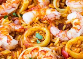 طريقة عمل بايللا بالجمبري والكاليماري